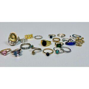 Lot of 20 Fashion Rings - Fair to Good Condition -277